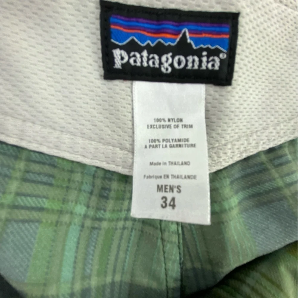 Patagonia green plaid wayfarer board short swim trunks, 34